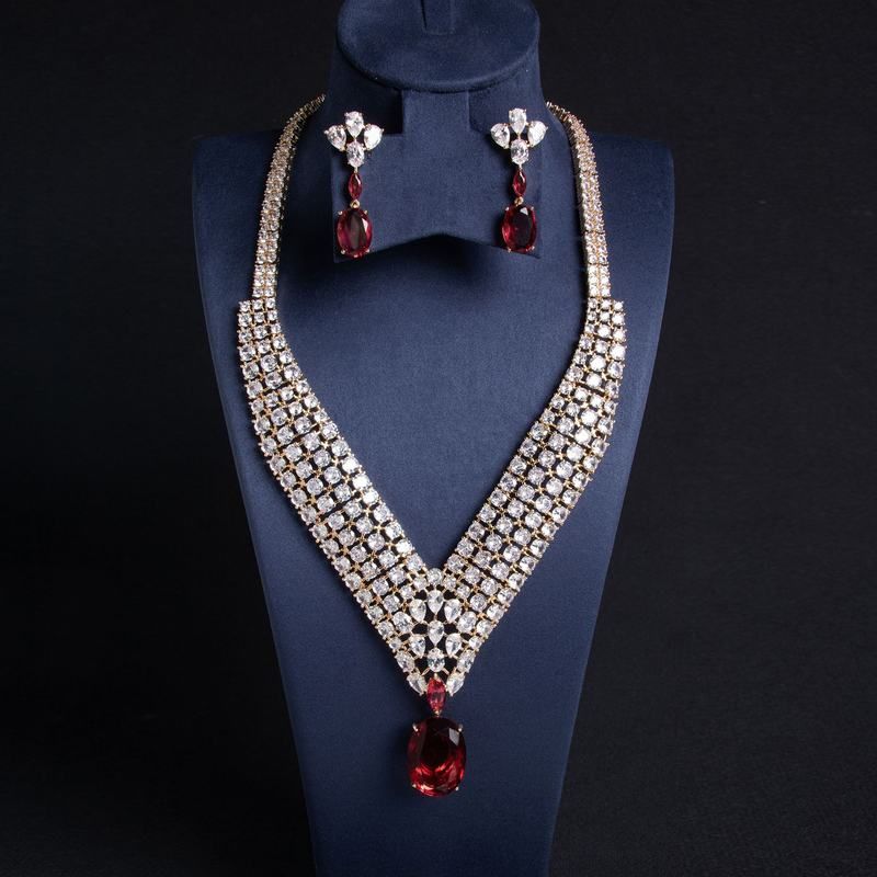 2025新款新娘结婚摄影饰品925银针锆石水滴嘻哈满钻耳环项链套装