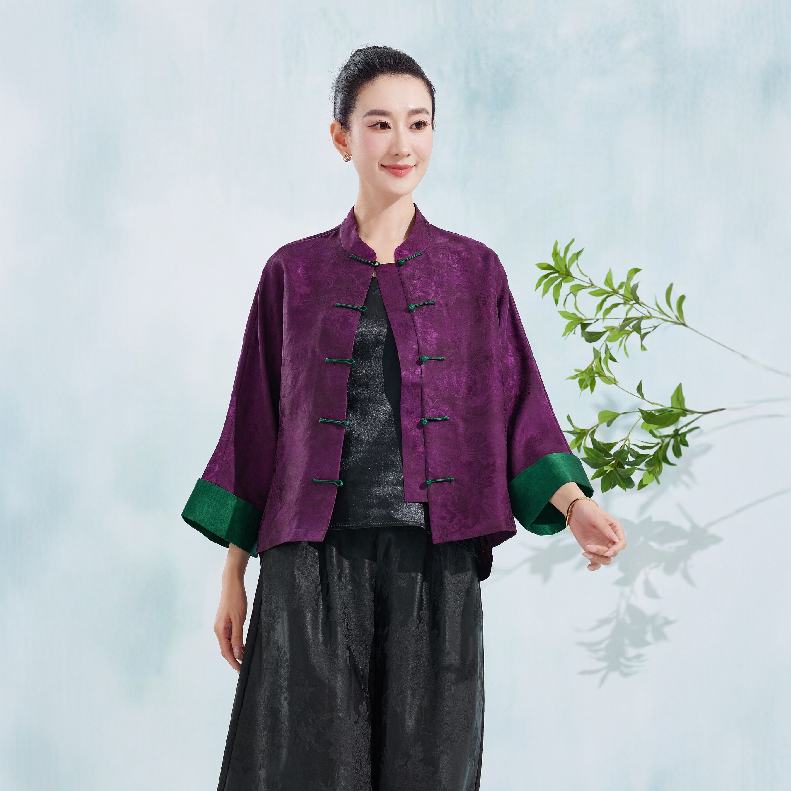 紫色*100%桑蚕丝香云纱提花缎 小立领 蝙蝠袖 开衫上衣/外套