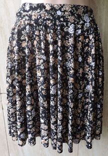 腰61 80强弹性宽摆裙广场跳舞裙5942黑底细花短裙