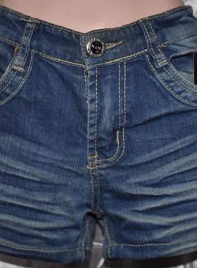 腰61-65小码水磨蓝色轻微磨白显旧绣线饰休闲短裤牛仔裤7319