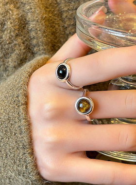 美拉德风圆形虎眼石戒指女复古小众设计高级感琥珀色黑玛瑙食指环