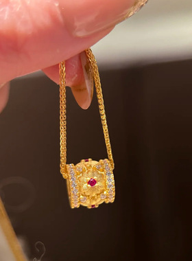 新中式轻奢闪动太阳花红刚玉路路通吊坠项链高级感红宝石锁骨链女