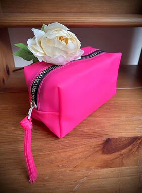 68包邮｜特！出口欧美外贸原单玫粉色小方块防水果冻化妆收纳包