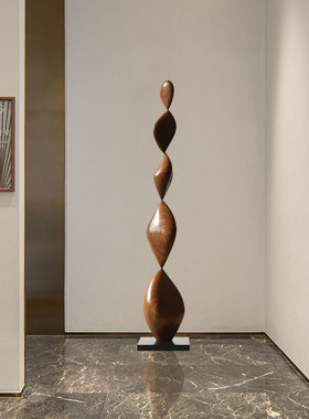 酒店样板间创意木雕落地摆件售楼中心楼梯玄关竖高装饰品艺术雕塑