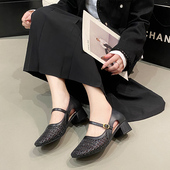 女粗中跟一字带软底透气单鞋 复古果冻女凉鞋 镂空方头玛丽珍鞋