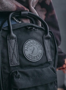 北极狐kankenNo. 2 全黑武士系列G-1000男女斜跨背包商务休闲包