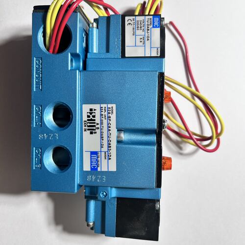 MAC电磁阀82A-BF-CAA-TU-DAB3-1DA