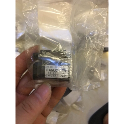 原装发那科A98L-0031-0028  A02B-0323-K102 1750mAH FANUC电池