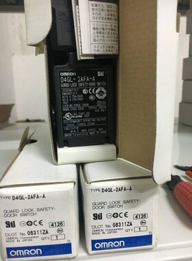 安全开关D4GL-2FFA-A D4GL-2AFA-A D4NL-4NDA-DN D4DS-K5钥匙 头