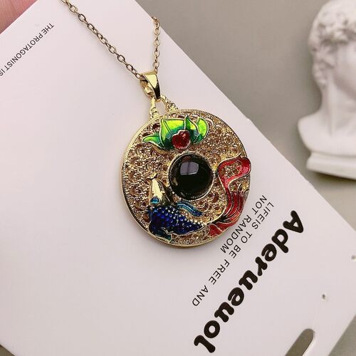 真品黑玛瑙项链玉髓坠鱼戏