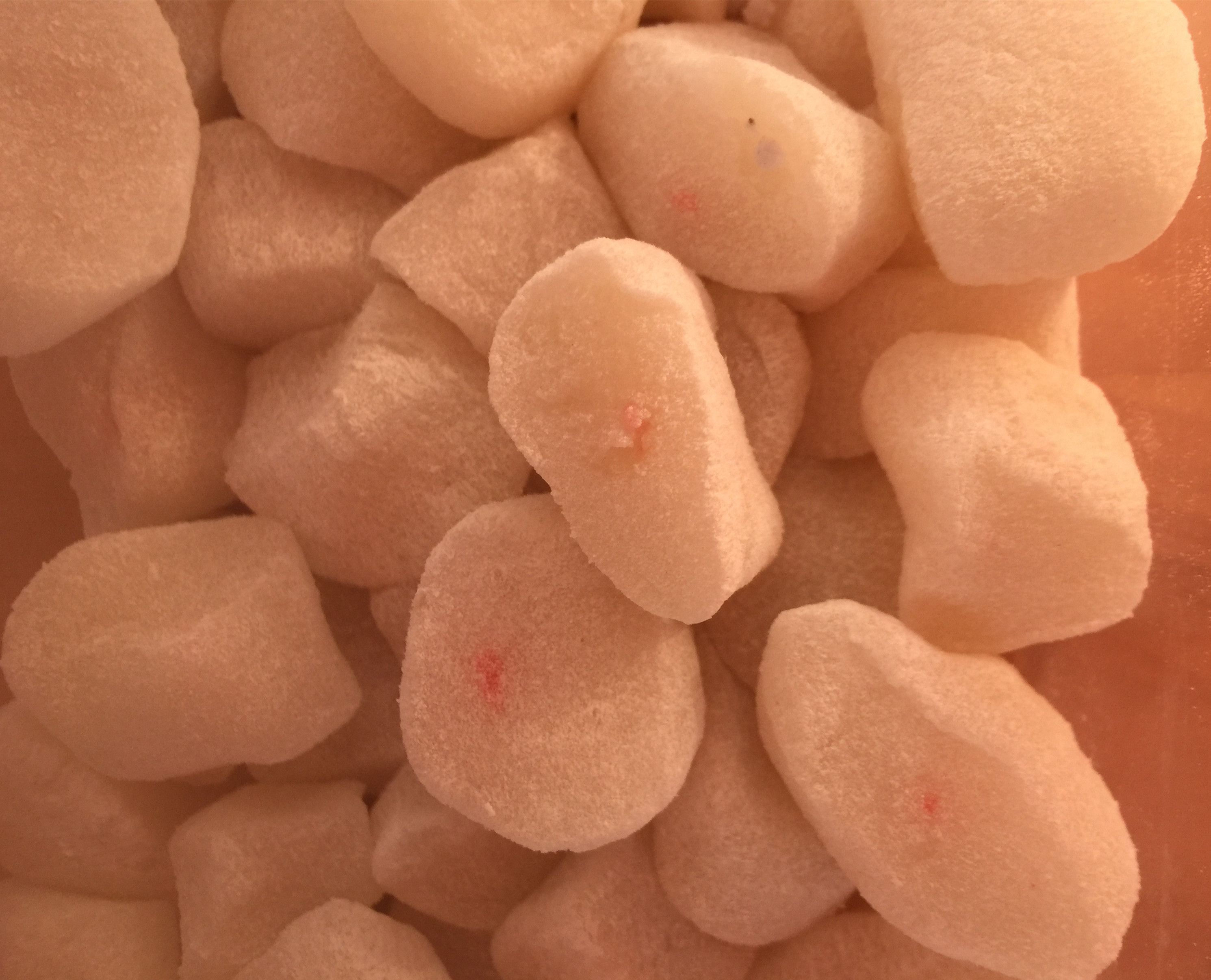 浙江绍兴安昌古镇特产桔红糕，薄荷味糯米糕