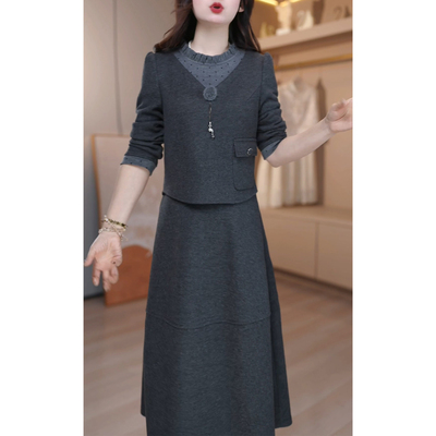 配大衣妈妈修身气质礼服裙子