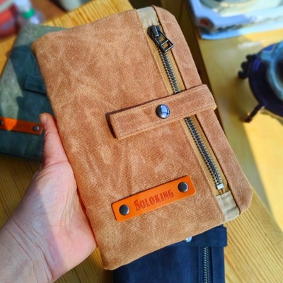 纯手工原创油蜡帆布收纳包A6活页记事本手账笔记钱包大容量写生簿