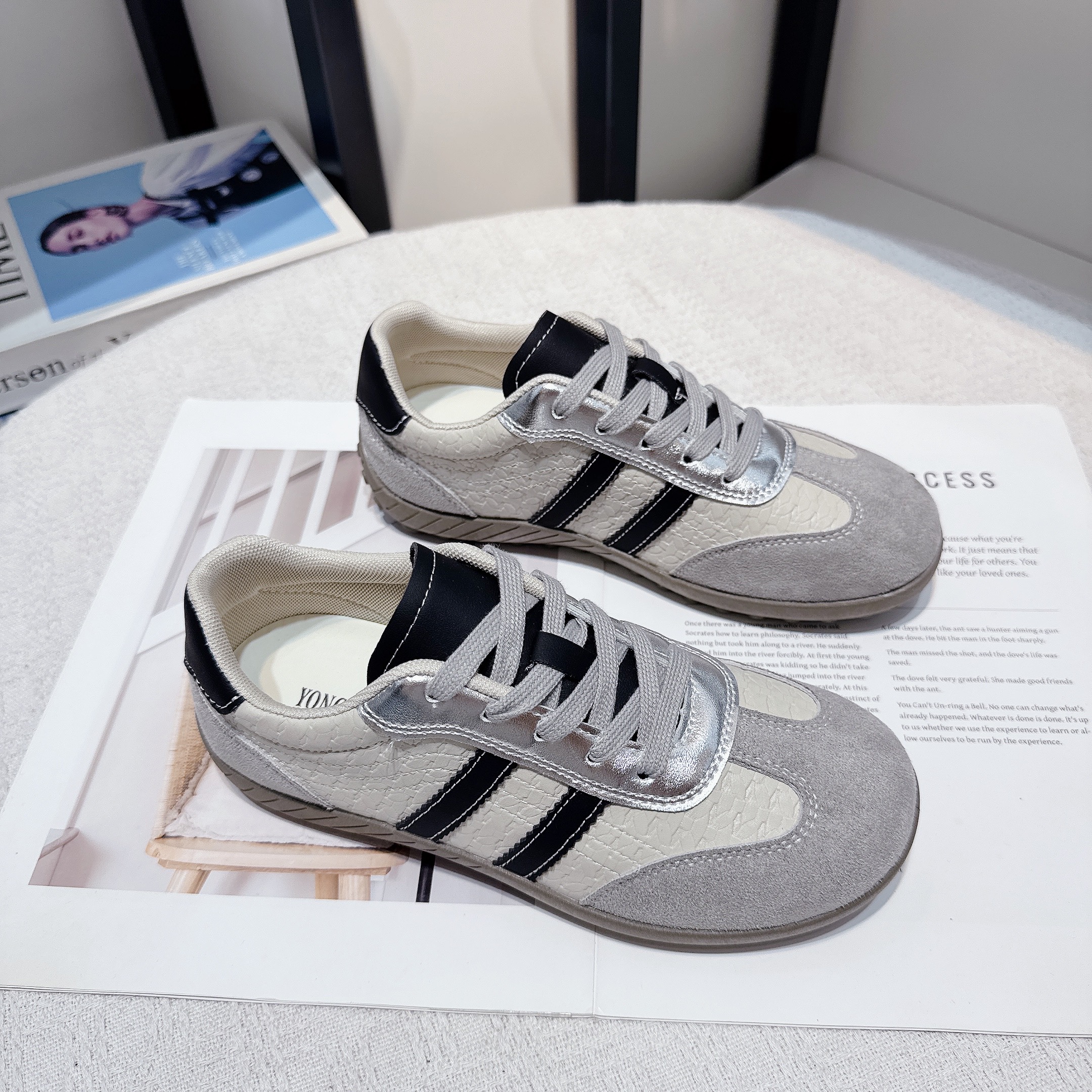 德训鞋女款2025年秋冬季新款百搭平底运动休闲板鞋舒适轻便阿甘鞋