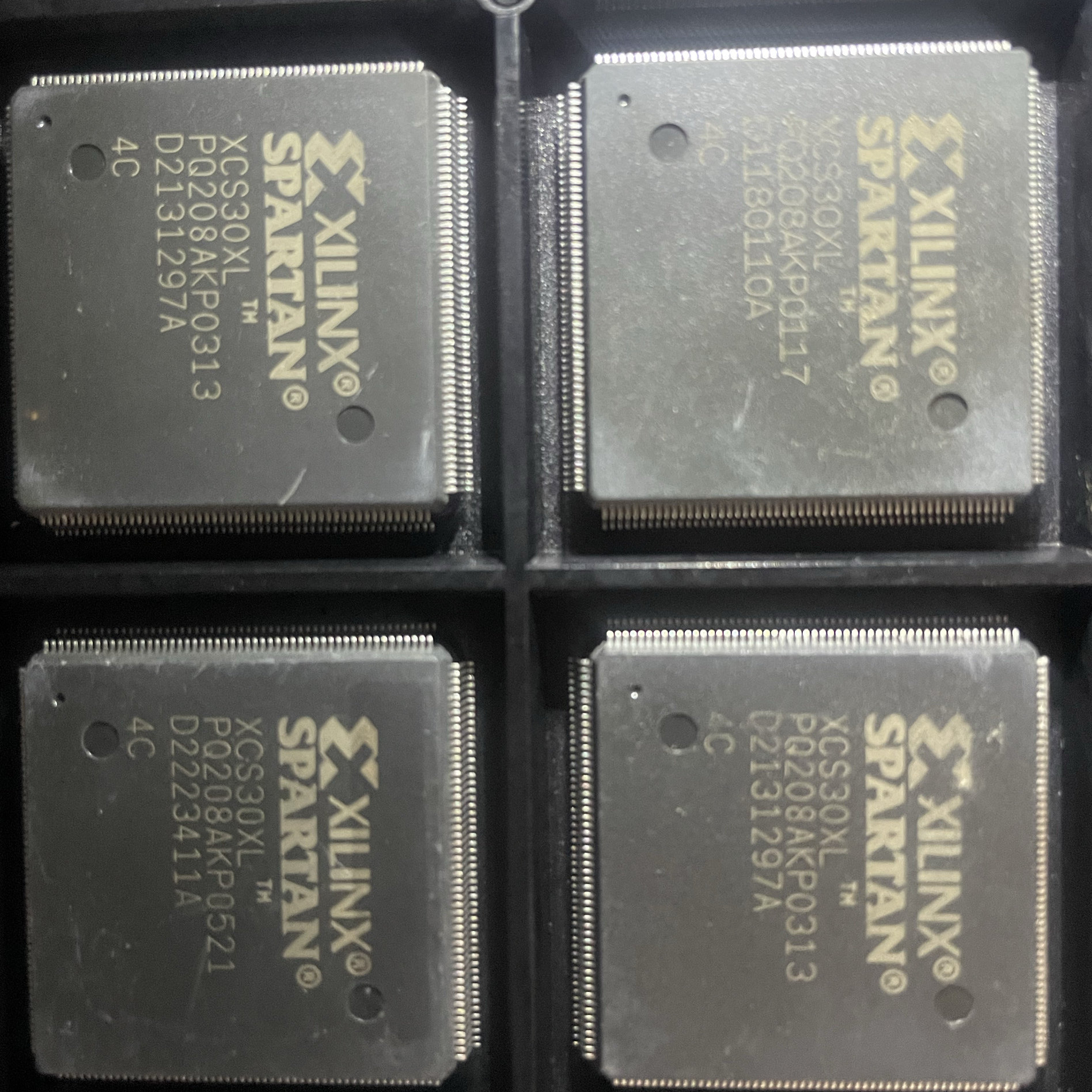 全新正品XCS30XLPQ208 XCS30-4PQ208C XCS30-4TQ144C全新优势主营