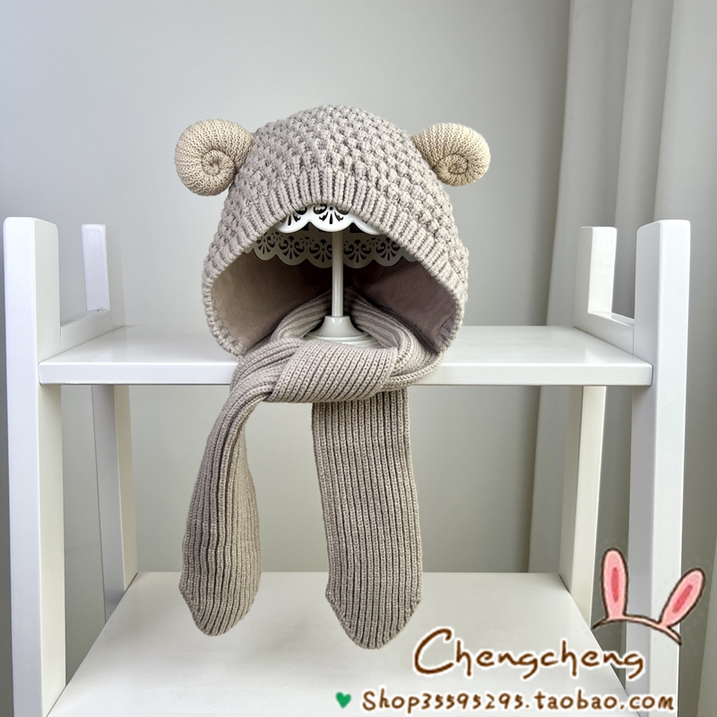 爱的热浪冬季新男女宝宝婴儿童经典羊角可爱毛线连脖围巾一体帽子