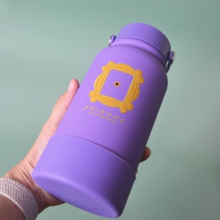 老友记周边相框紫色304保温杯大容量650ml便携式随行杯不锈钢水杯