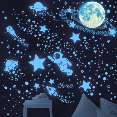 宇航员自粘荧光贴 夜光月球发光星星儿童墙面房间装饰diy创意墙贴