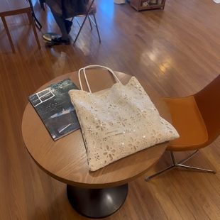 亮片白色蕾丝单肩包托特包大容量小众设计通勤女2026春夏帆布包