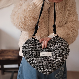 进口银粗花呢爱心斜挎包肩带可调节百搭女生单肩包生日礼物