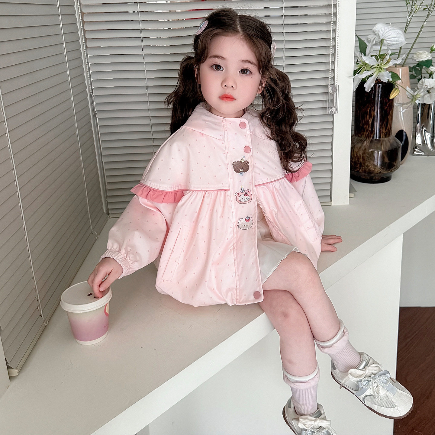 韩系童装2026秋季新款女童可爱甜美蝴蝶结外套女宝宝时髦洋气风衣