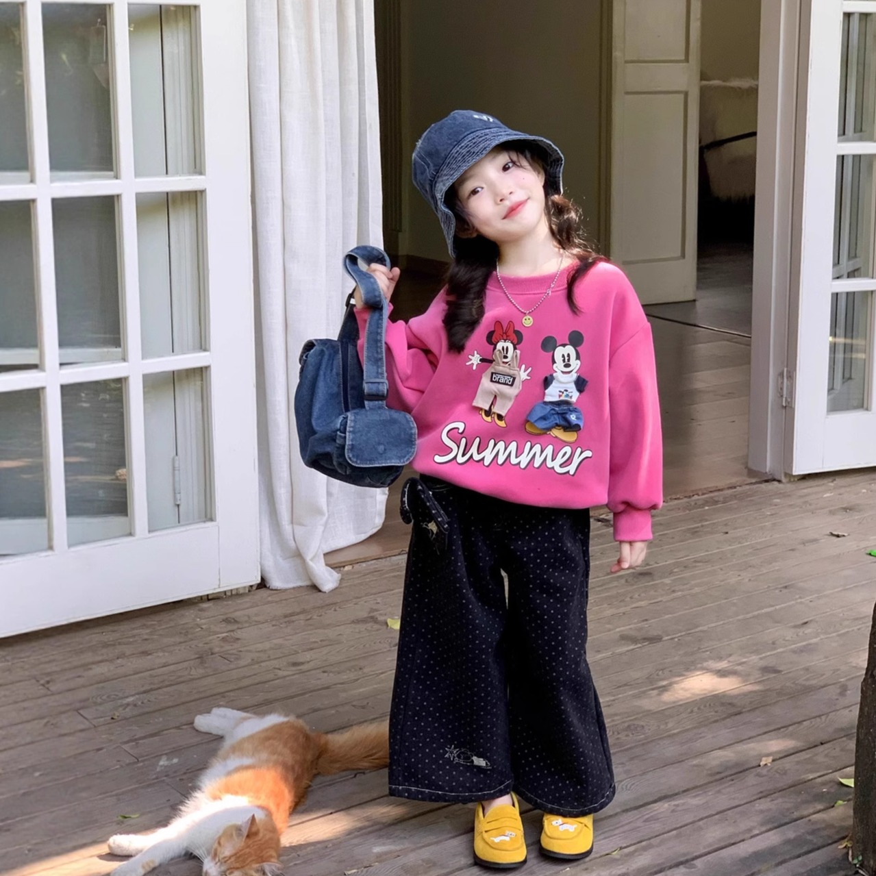 儿童时髦波点休闲牛仔裤