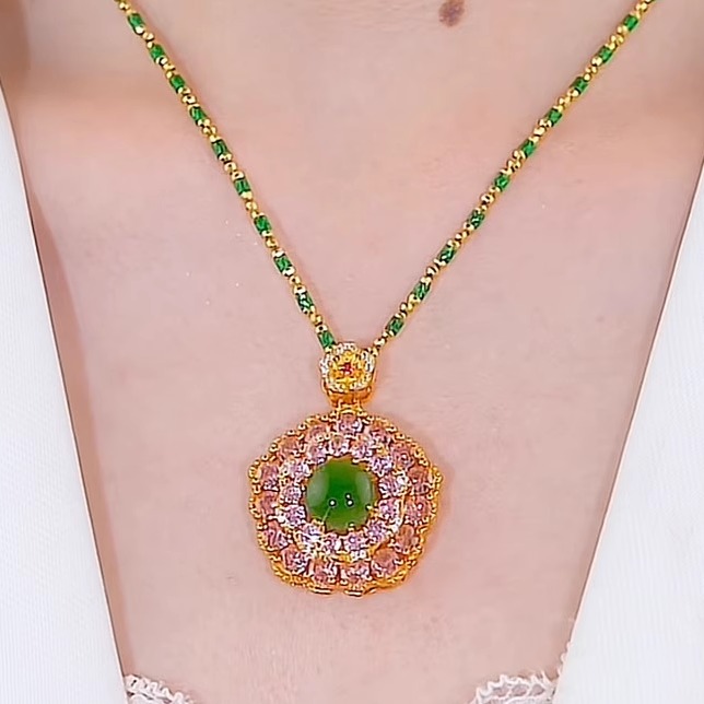 奥特莱斯折扣撤柜清仓捡漏店轻奢花朵旋转吊坠项链outlets女配饰