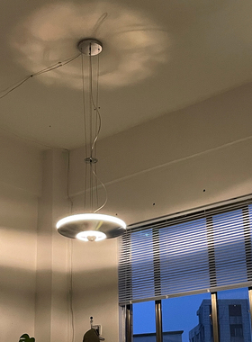 荷兰 UNIVERSO星际迷航飞碟吊灯 氛围灯客厅太空时代基地艺术装置