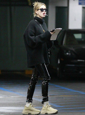 Hailey Bieber同款半高领长袖套头黑色羊毛衣宽松厚款新款