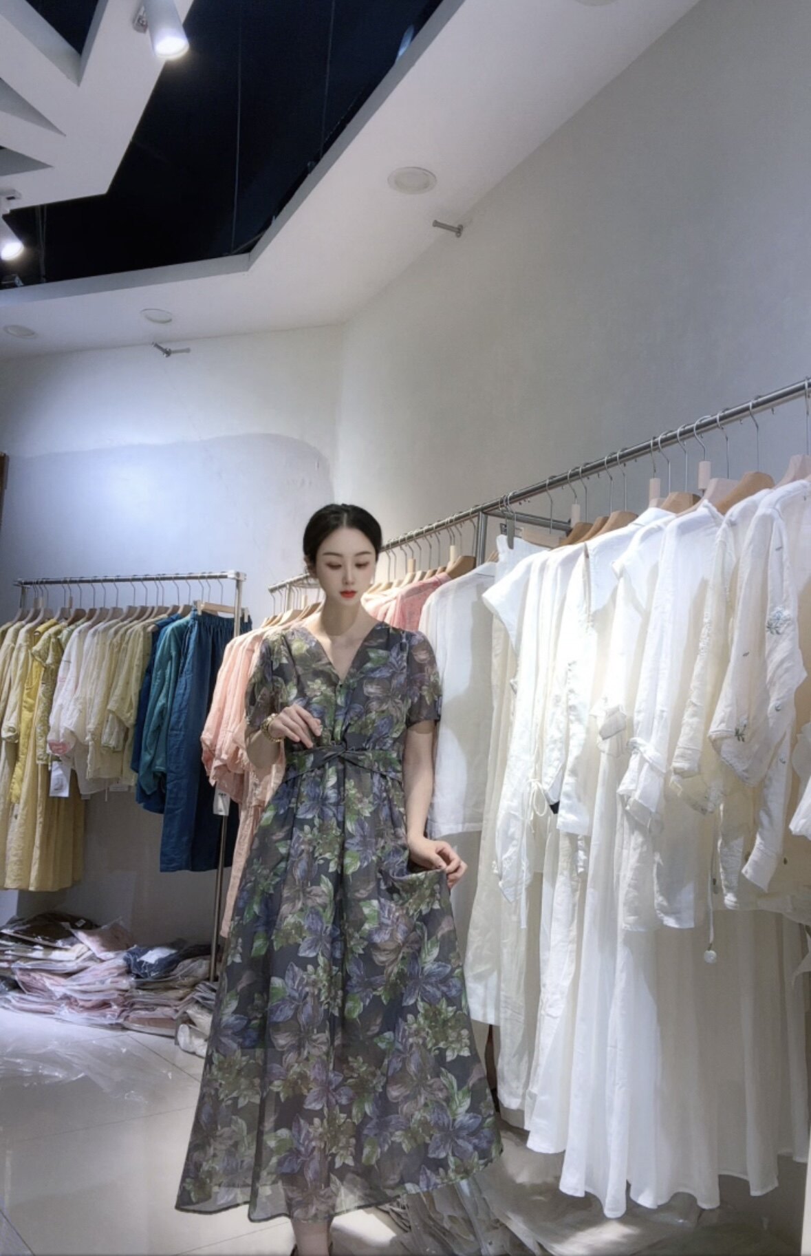 高定韩系连衣裙女2026夏季新款法式复古印花收腰显瘦连衣长裙子