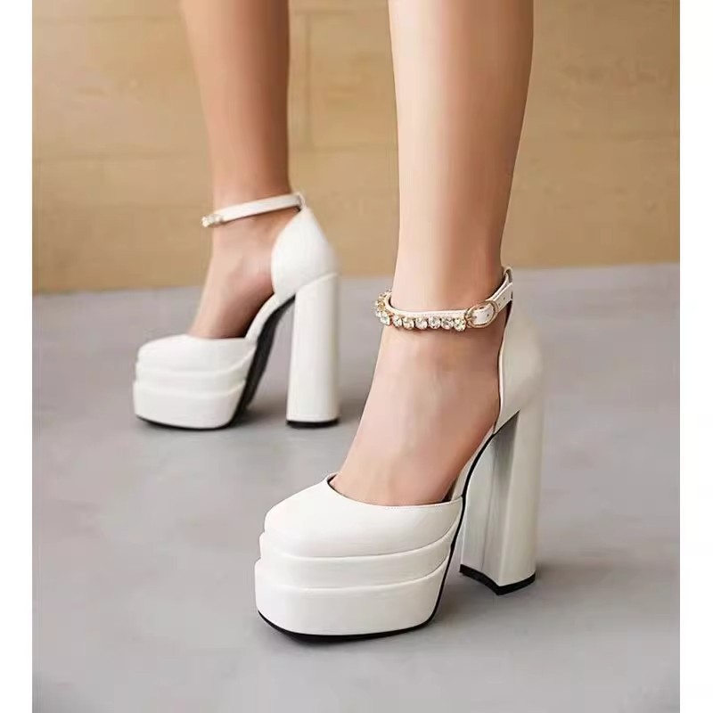 女粗跟防水台一字带高跟鞋2024年韩版超高跟水钻凉鞋厚底玛丽珍鞋