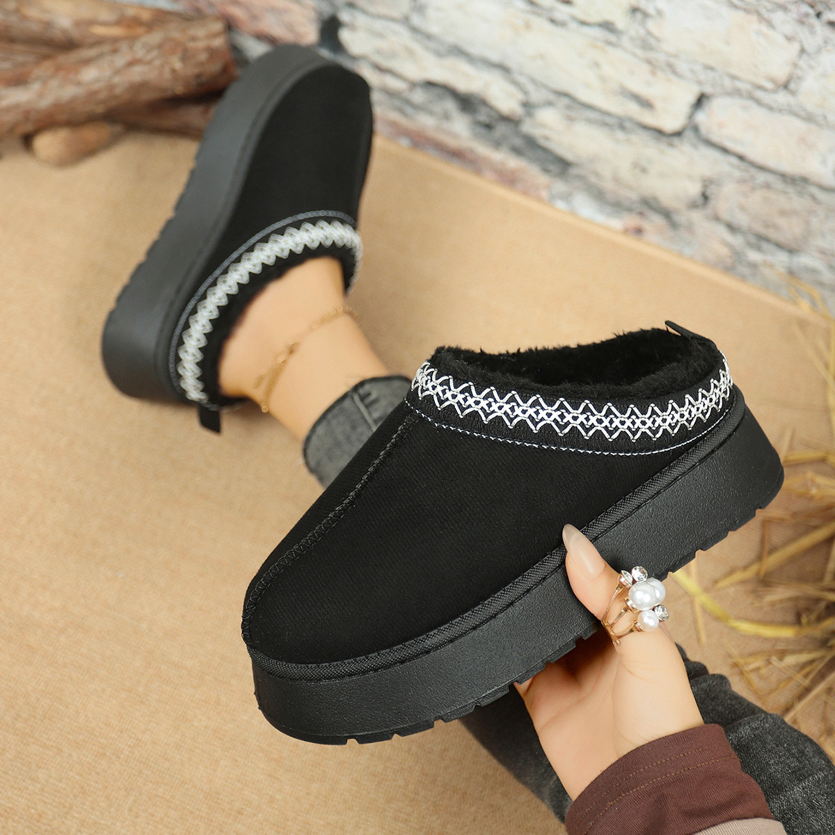 外贸雪地靴女皮毛一体2025新款秋冬季加绒保暖棉鞋包头半拖毛毛鞋