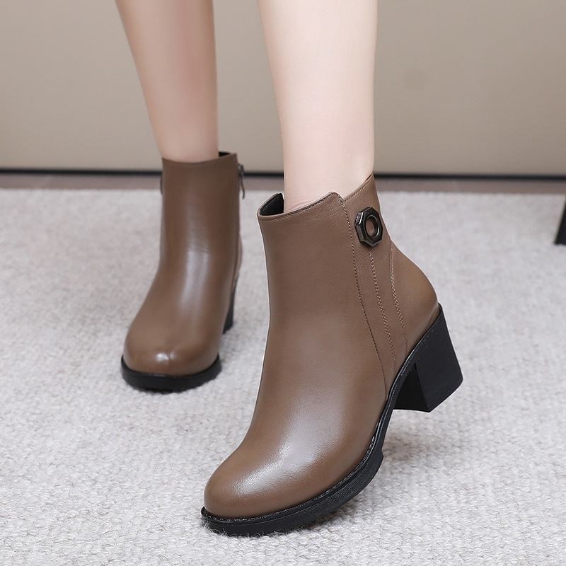 靴女24新款秋冬真皮中筒靴加绒保暖妈妈棉鞋中跟皮靴粗跟大码女靴
