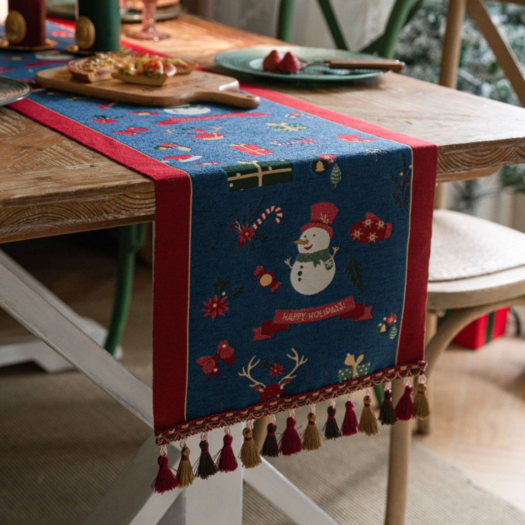 新款圣诞色织提花桌旗美式复古风圣诞餐厅氛围感装饰流苏茶几盖巾
