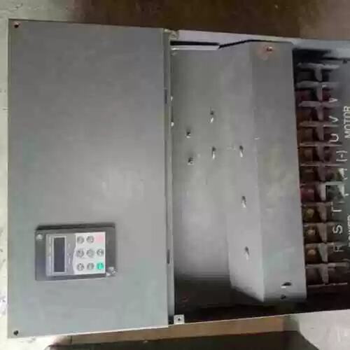 议价580变频器 93Kw 工业变频调速设备维修