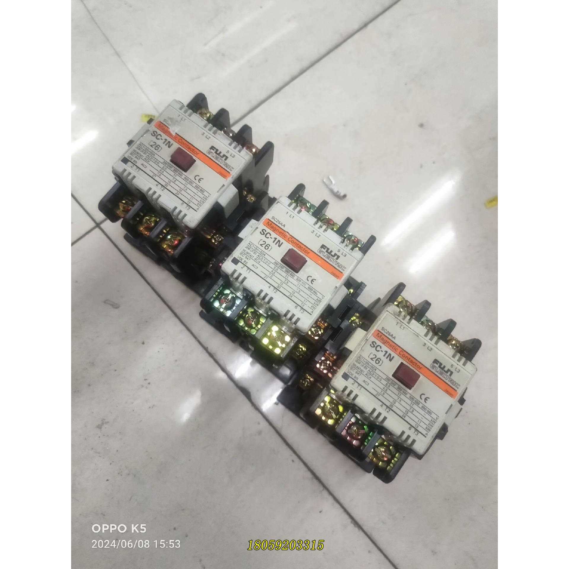 SC-1N （26）线圈电压110V,电流50A,有3个，9议价