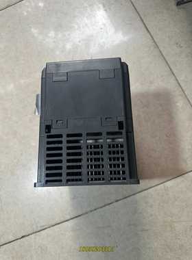 科创变频器KC800-G2.2T4B，2.2KW功率，380议价