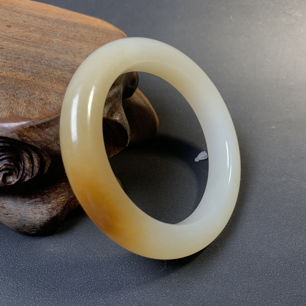 新疆和田玉糖羊脂白玉手镯女款白玉镯子且末红糖57圈配证书