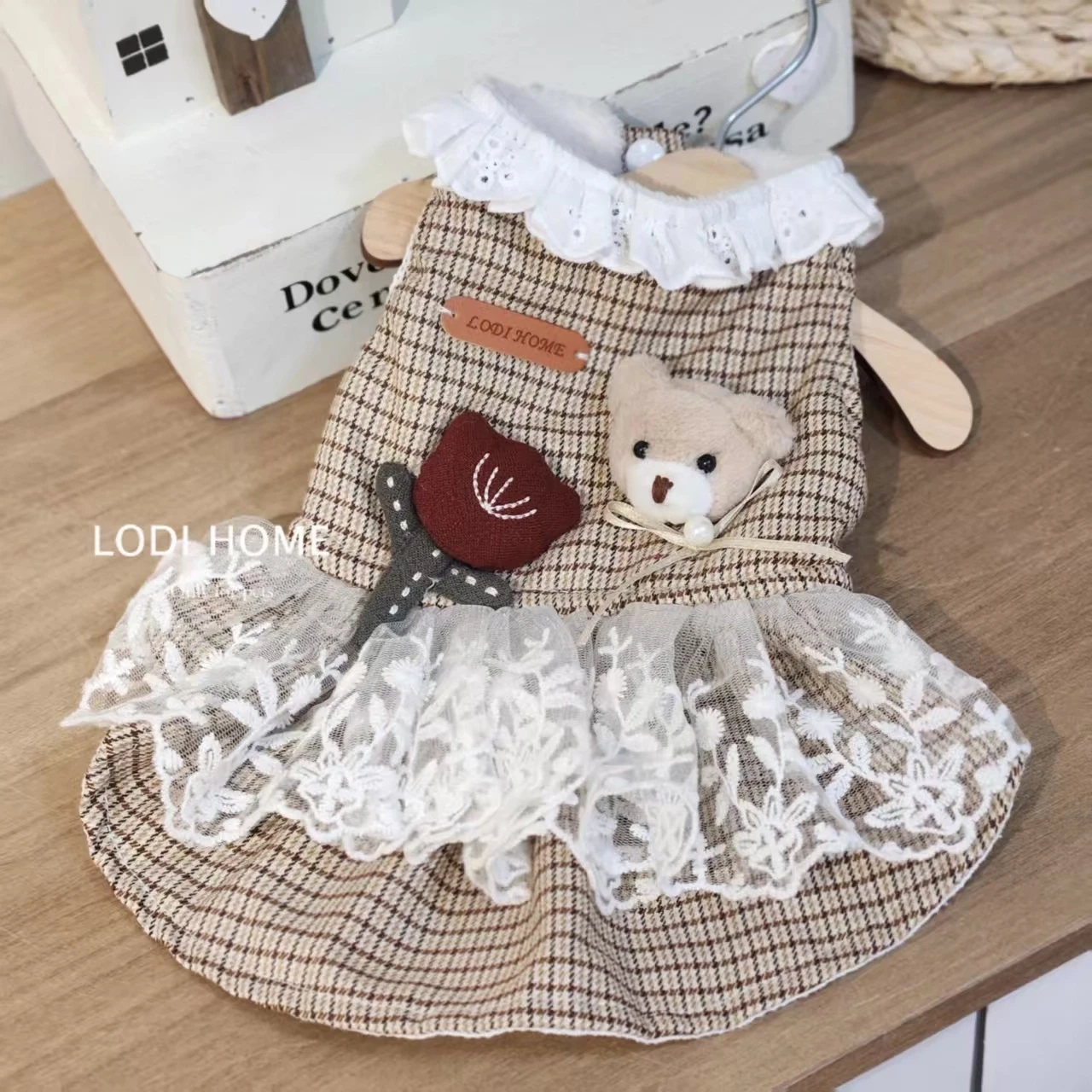 洛迪家比熊贵宾秋冬蕾丝花边小熊裙猫咪泰迪猫狗宠物小中型犬衣服