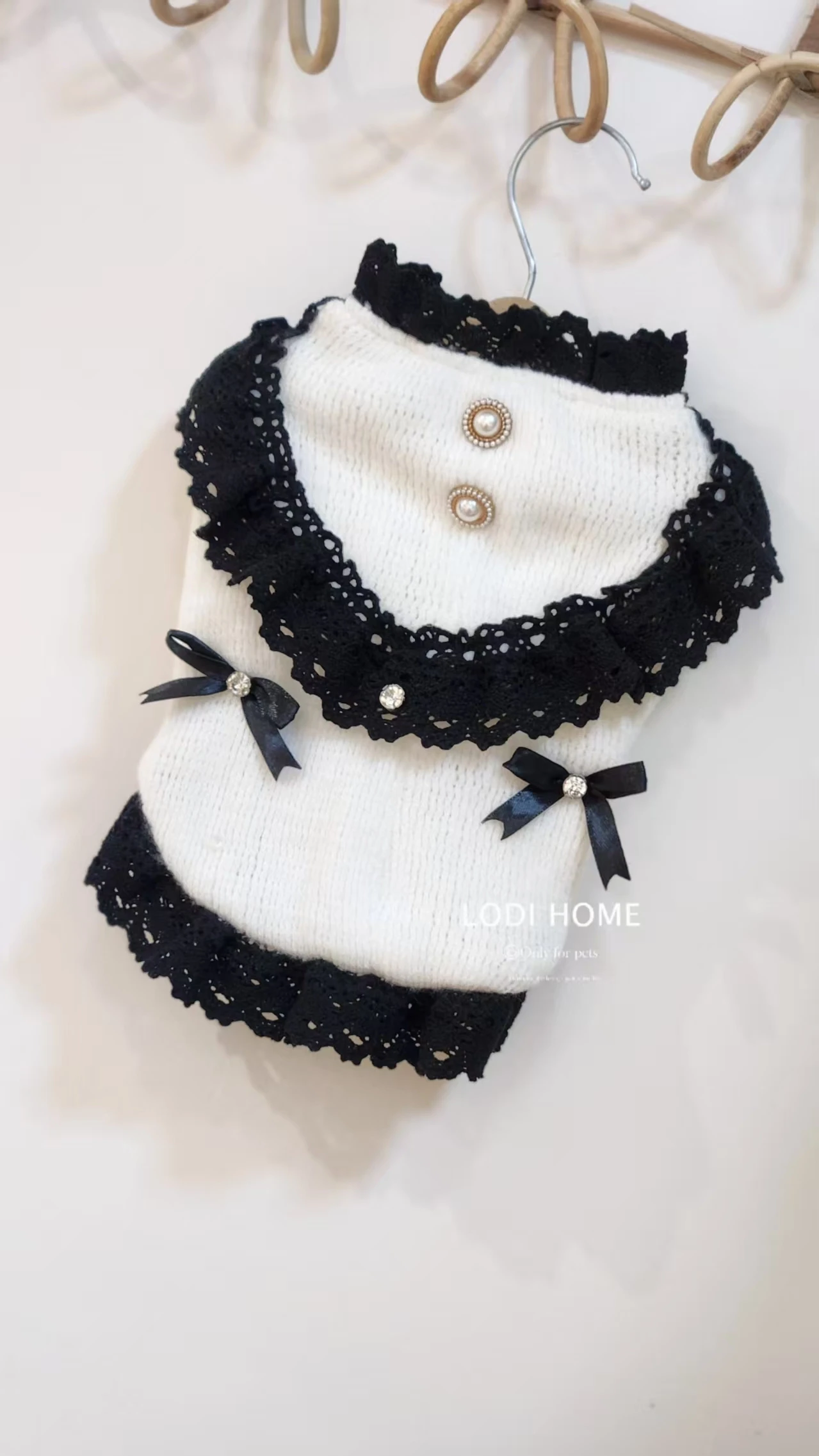 洛迪家比熊贵宾秋冬蕾丝花边背心猫咪泰迪猫狗宠物小中型犬衣服