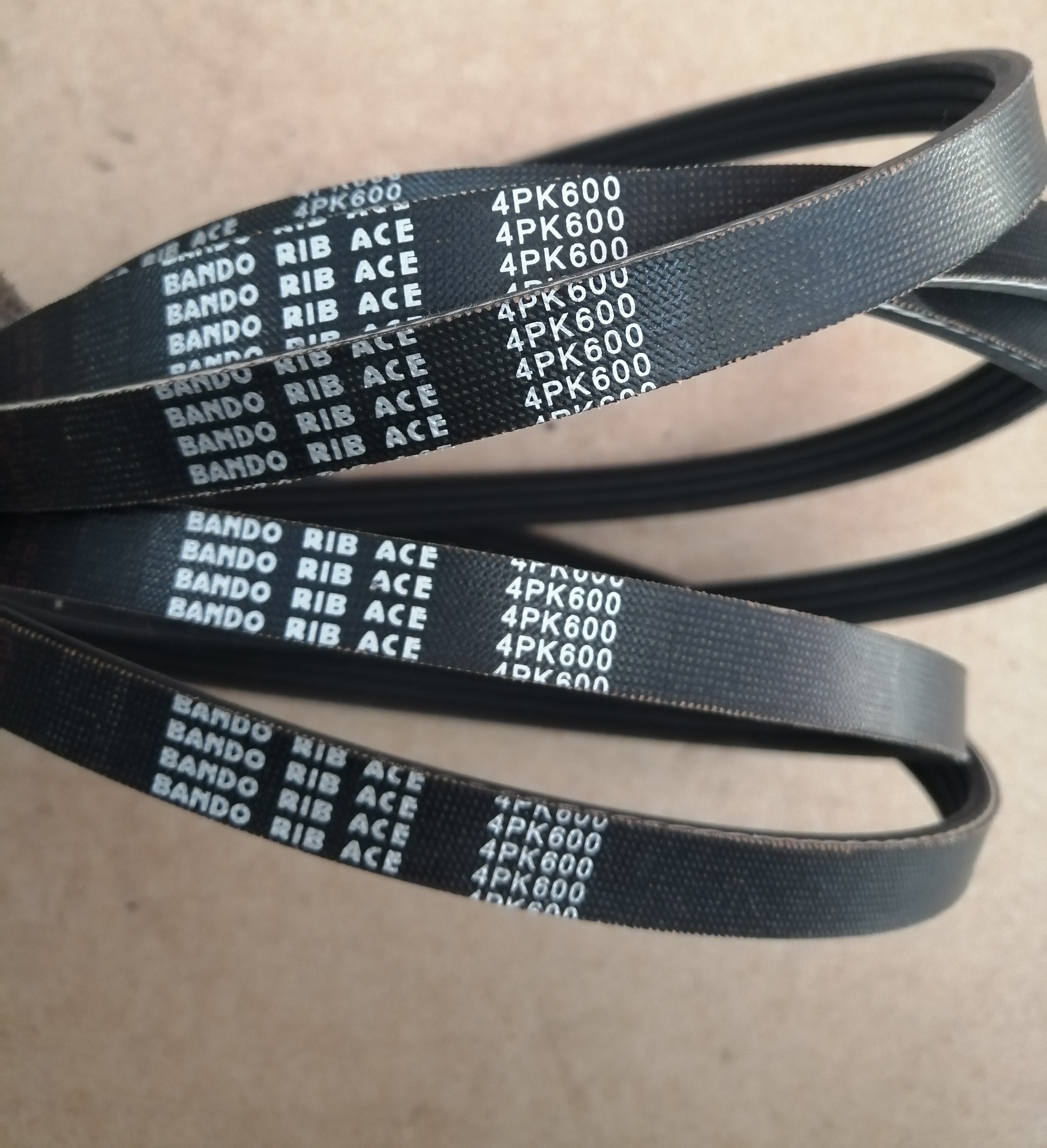 BANDO,实体店销售，阪东皮带，进口皮带，4pk600