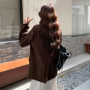 气质通勤咖色西装外套女春秋季2025新款流行漂亮百搭高级感小西服图片