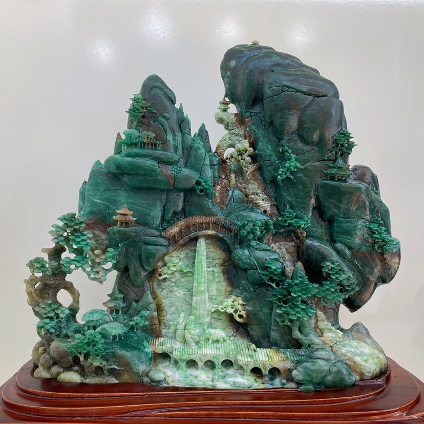 可言珠宝天然南阳翡翠独山玉大师工艺步步高升山水意境拍卖级摆件