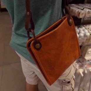 植鞣皮手工复古随身简约单肩包背包牛皮个性休闲男生挎包小包原创