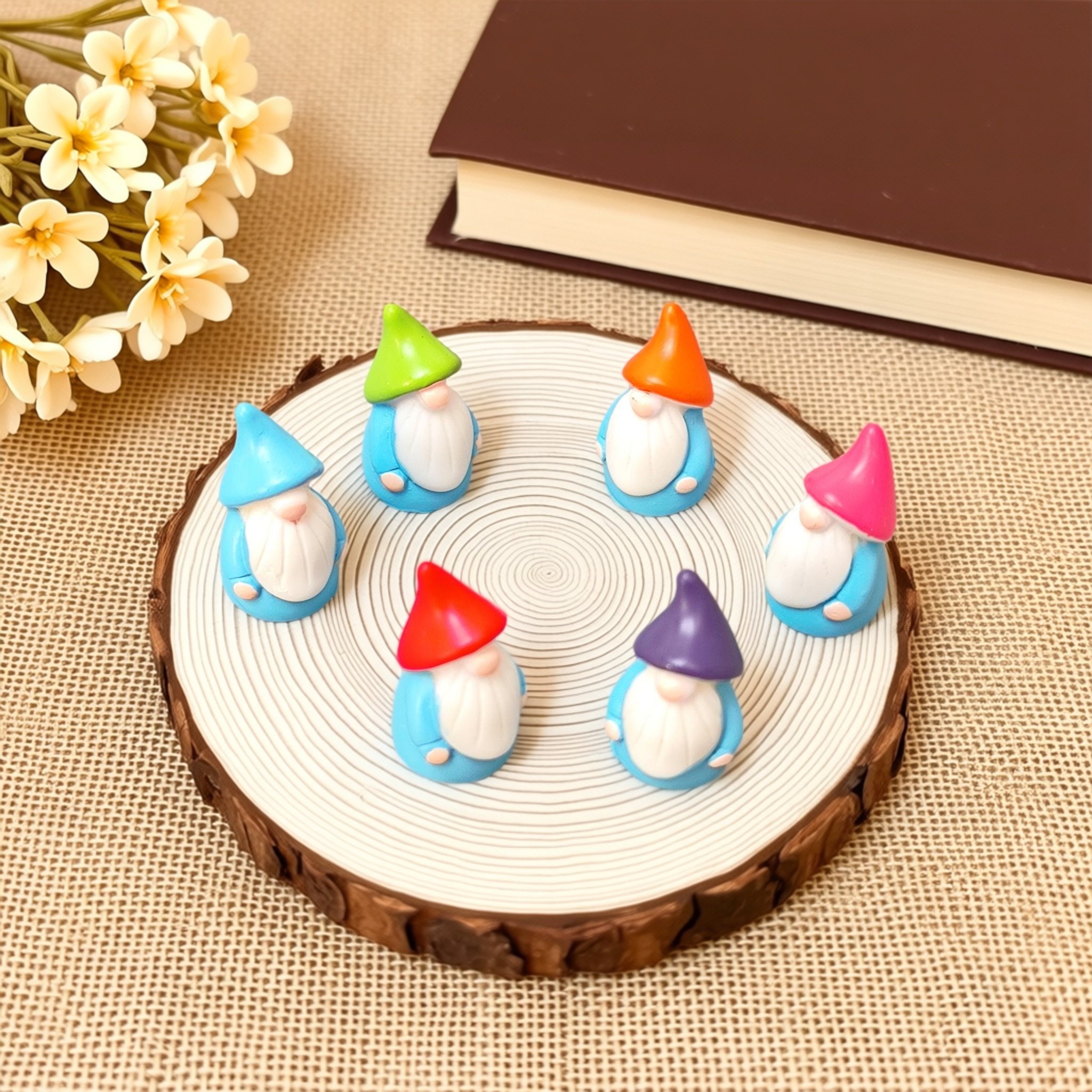 仿真迷你小矮人公仔萌粒 娃娃屋diy装饰配件 桌面车载工位小摆件,玩具/童车/益智/积木/模型,奶油胶/树脂DIY配件,淘宝优惠券,粉丝福利购,淘宝优惠卷