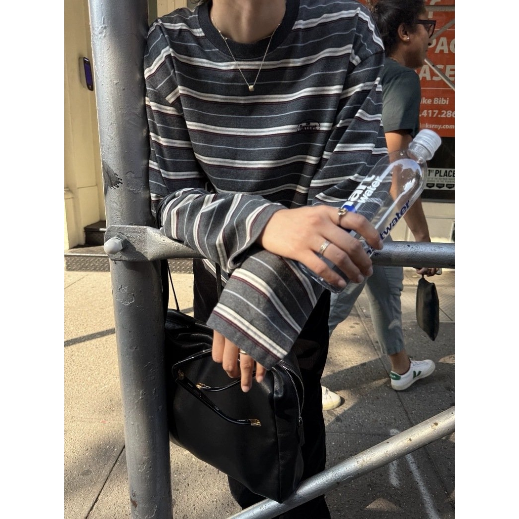 日韩现H2025秋季新韩国东大门th*Bar*net复古圆领拼色条纹长袖T恤