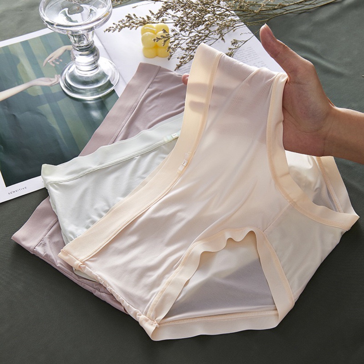 Women' underwear, cotton triangle shorts, ice silk underwear