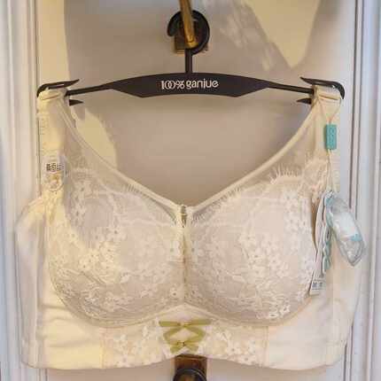 100%感觉百分百侧收收副乳无钢圈B杯莫代尔蕾丝内衣聚拢文胸1662