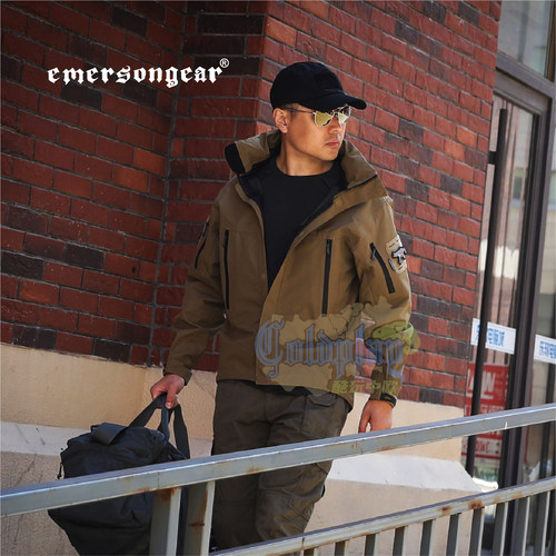 爱默生冲锋衣外套登山服