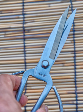 汪吾铨锻造一体式全不锈钢高硬度槽口剪刀家用裁剪加工30cr13剪子